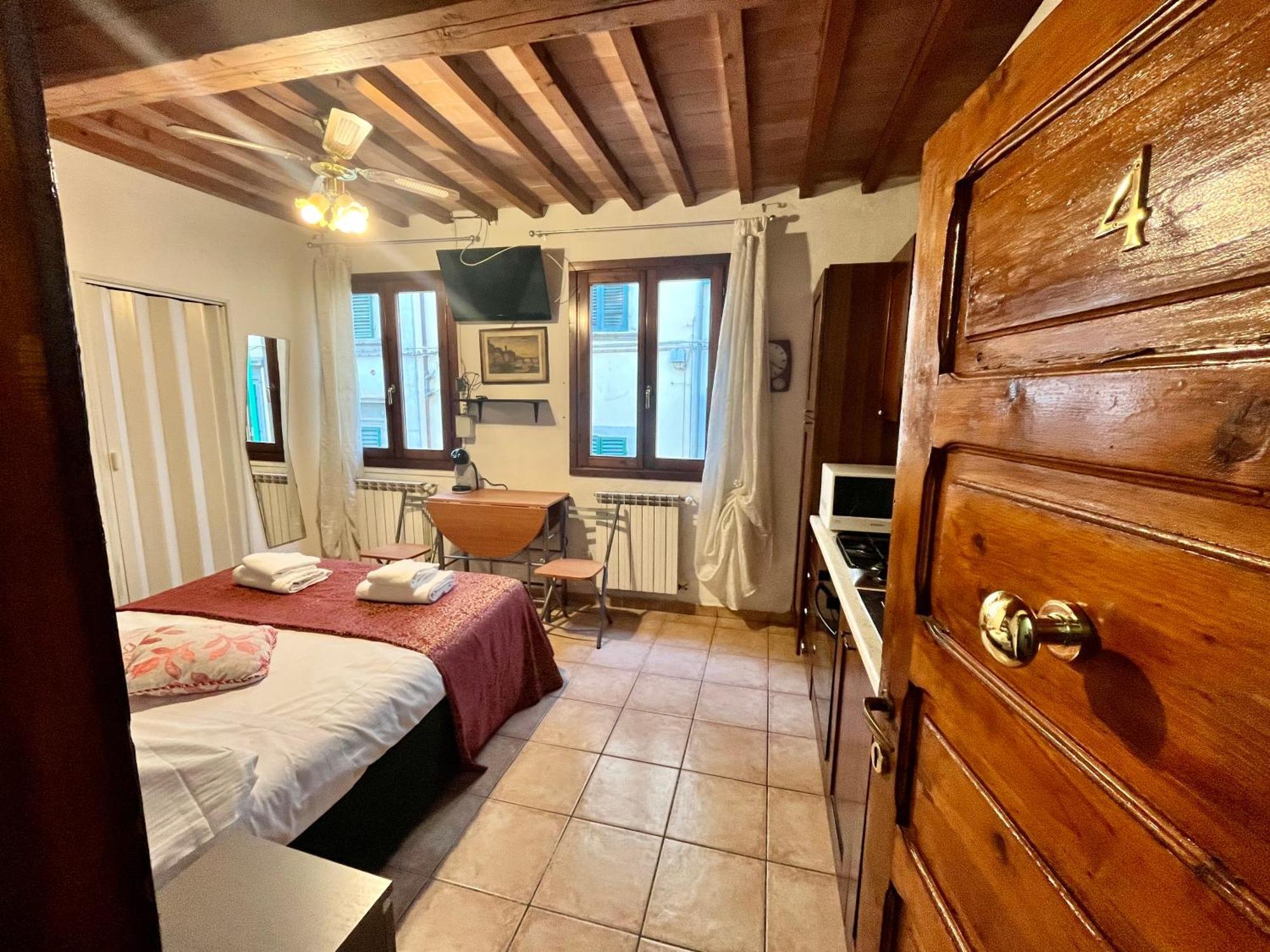 Mini Studio Very Central Close To The Train Station Firenze Bagian luar foto